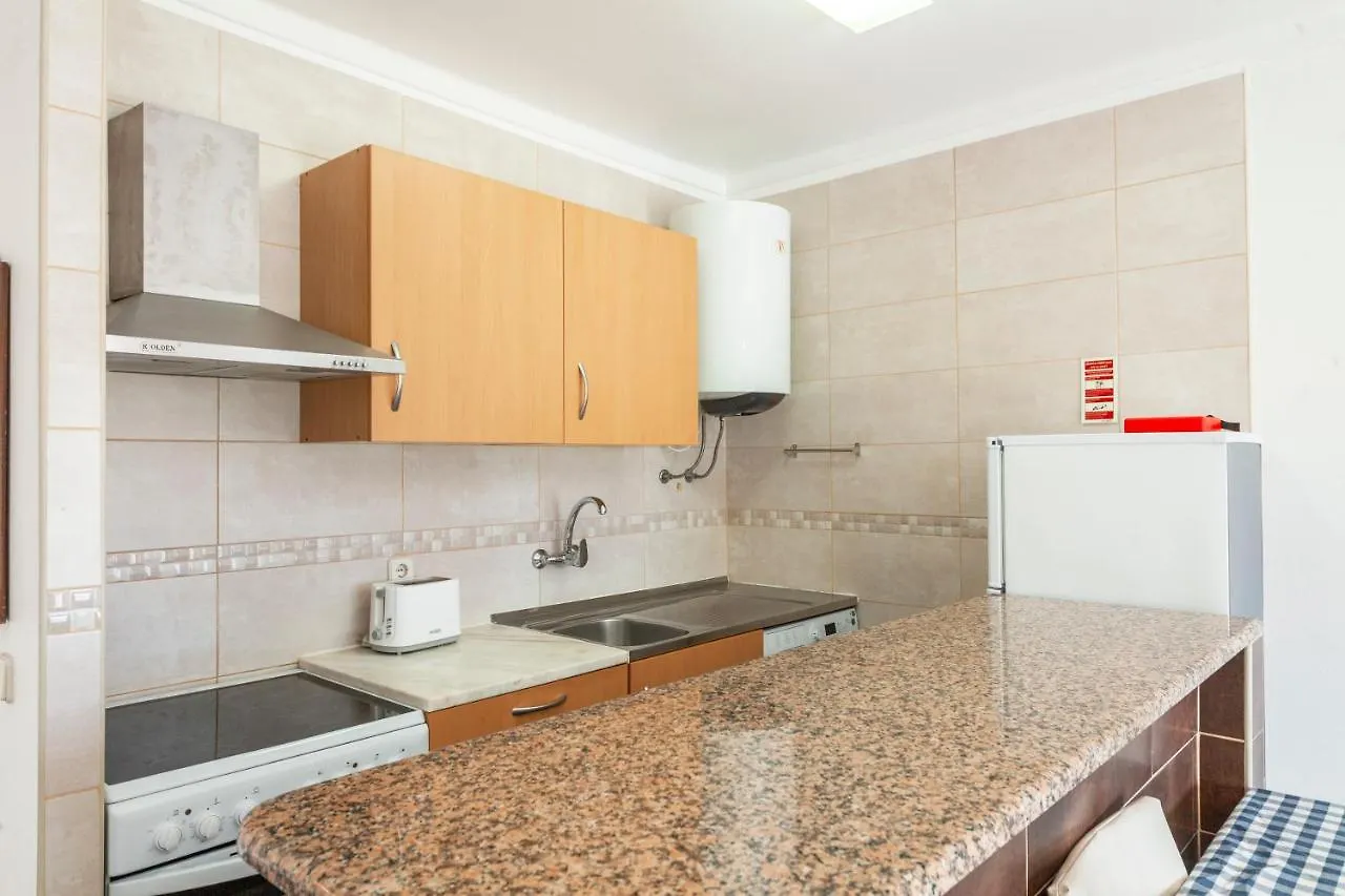 Vaumar Holiday Rentals - Beach & Pool Portimao 0*,  Portugal